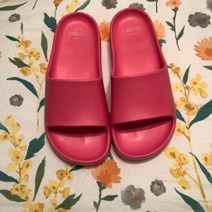 Cabana by Crown & Ivy
Bali Foam Platform Slide Sandals